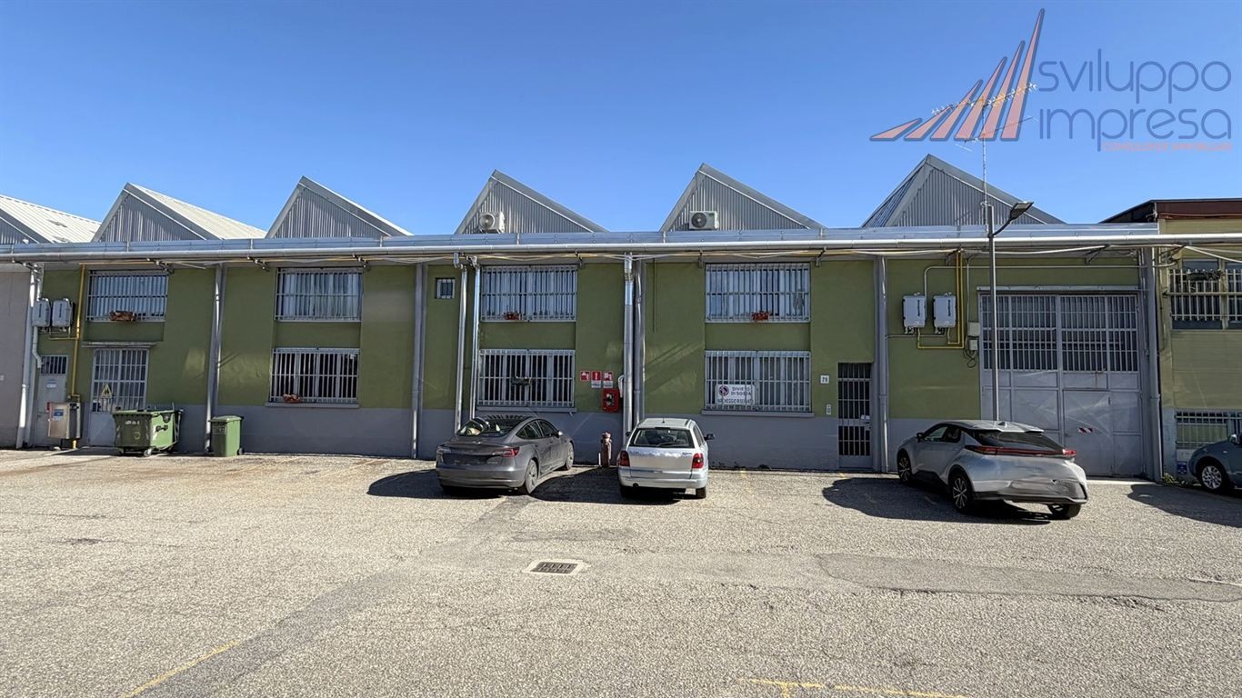 CAPANNONE IN AFFITTO A SESTO SAN GIOVANNI