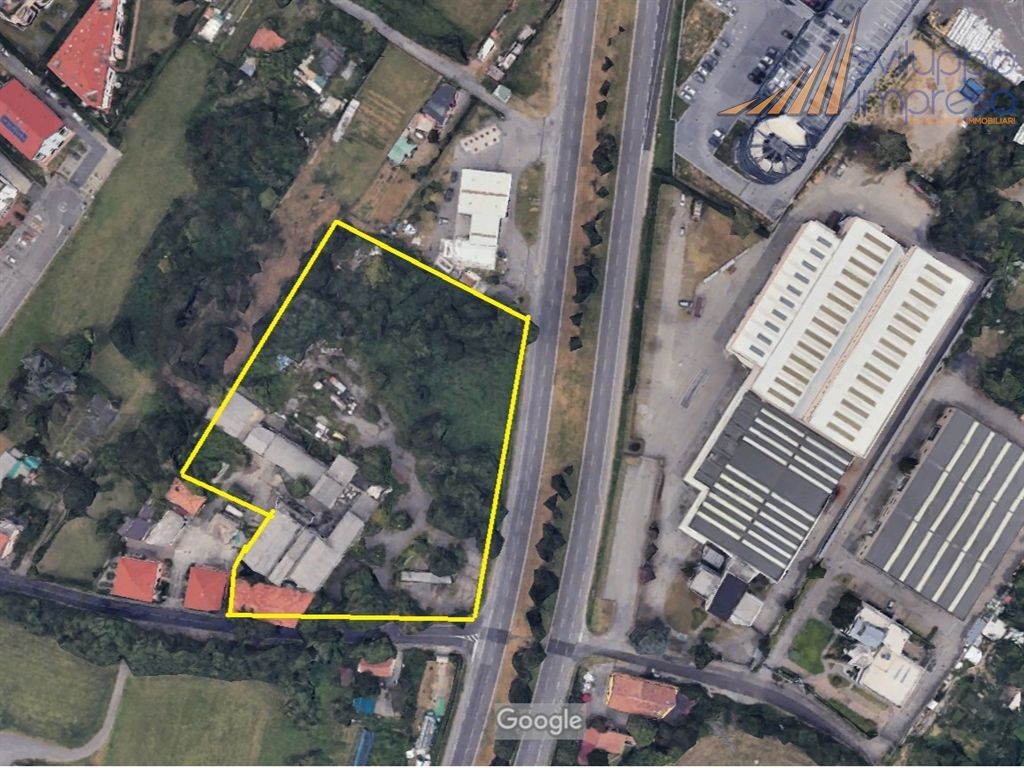 TERRENO COMMERCIALE IN VENDITA A MONZA