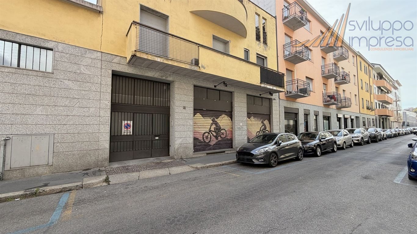 NEGOZIO 2 VETRINE CON MAGAZZINO IN VENDITA A SESTO SAN GIOVANNI