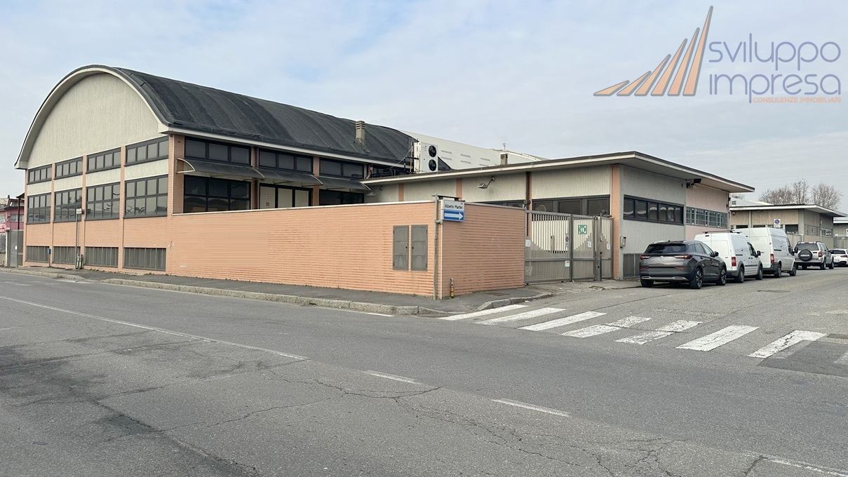 CAPANNONE SU 2 LIVELLI VICINANZE AUTOSTRADE IN VENDITA A CINISELLO B.MO