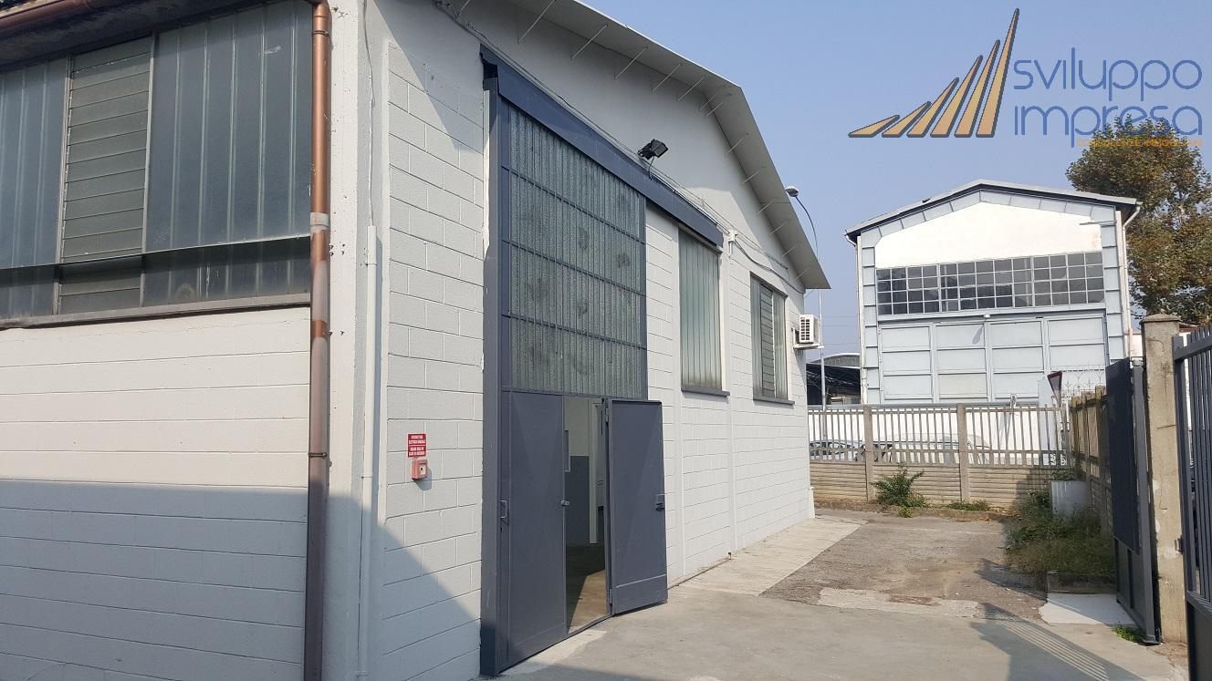 CAPANNONE IN AFFITTO A COLOGNO MONZESE