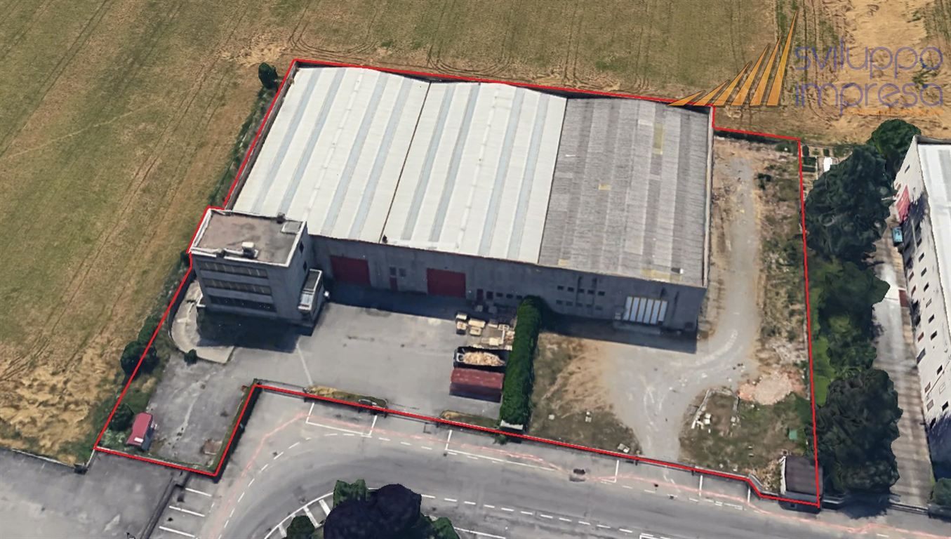 CAPANNONE CON PALAZZINA UFFICI IN VENDITA A BERNAREGGIO